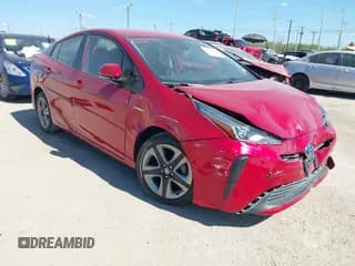 ✅ 2021 Toyota Prius LE • VIN: JTDKAMFU0M3142456 • Lot: 43447432. Wystawiony na IAAI z przebiegiem 32 473 mil. Bezpłatny archiwum sprzedaży aukcyjnych z USA i szczegółowy raport historii pojazdu na DreamBid. Zdjęcie 1.