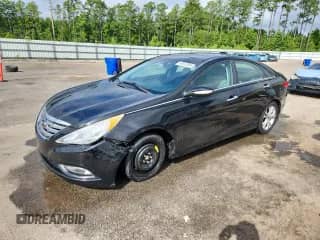 2013 Hyundai Sonata Limited with VIN 5NPEC4AC2DH685320, listed as a Copart auction lot 63041945 with 158,536 mi miles and Salvage title. Bid and sale history available at DreamBid. Image 1.
