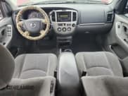 ✅ 2003 Mazda Tribute LX • VIN: 4F2YZ94183KM48589 • Lot: 71526625. Listed on Copart with 131,815 mi. Free auction sales archive from the USA and detailed vehicle history report at DreamBid. Image 8.