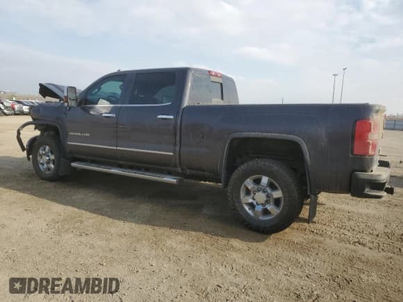 ✅ 2016 GMC Sierra 3500HD Denali • VIN: 1GT42YE80GF247227 • Лот: 84787015. Опубликован ранее на Copart с пробегом Не указан. Бесплатный доступ к архиву аукционных продаж из США и подробный отчёт об истории автомобиля на DreamBid. Изображение 2.