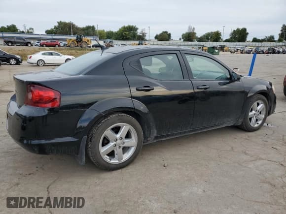 ✅ 2013 Dodge Avenger SE • VIN: 1C3CDZAB1DN729532 • Лот: 69957584. Опубликован ранее на Copart с пробегом 115 055 миль. Бесплатный доступ к архиву аукционных продаж из США и подробный отчёт об истории автомобиля на DreamBid. Изображение 3.
