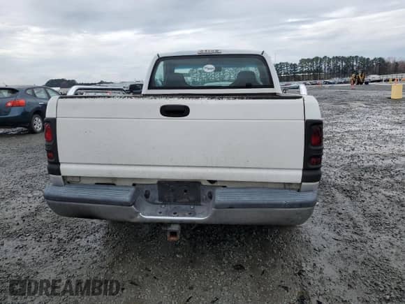 1999 Dodge 1500 с VIN 3B7HC16YXXM568437, выставлен на аукционе Copart как лот 84228314 с пробегом 150 191 миль миль и Списание • Salvage title. История ставок и продаж доступна на DreamBid. Изображение 6.