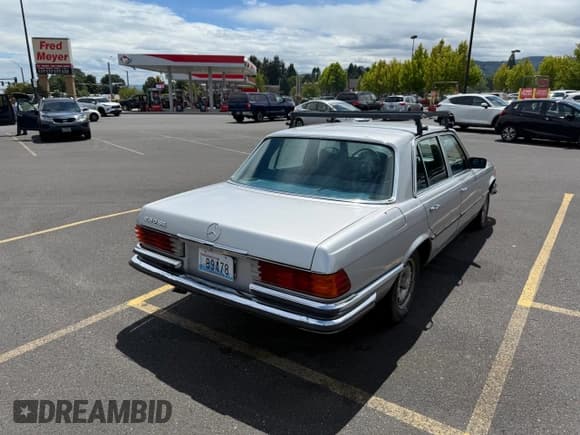 ✅ 1977 Mercedes-Benz 280 • VIN: 11602412103123 • Lot: 64519565. Listed on Copart with 182,519 mi. Free auction sales archive from the USA and detailed vehicle history report at DreamBid. Image 4.