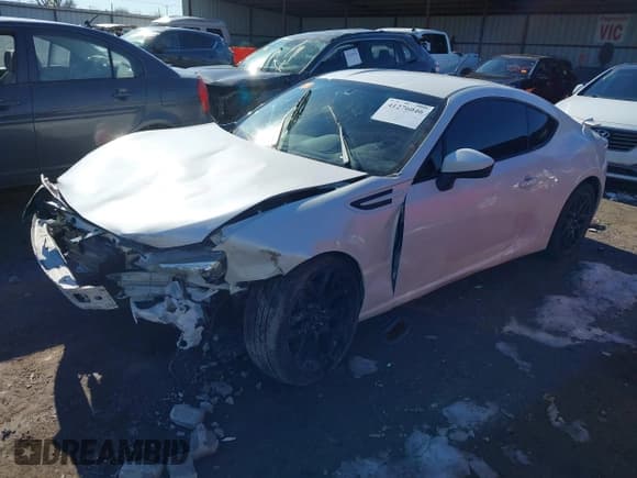 ✅ 2013 Subaru BRZ Limited • VIN: JF1ZCAC18D1604653 • Lot: 41276046. Listed on IAAI with 123,679 mi. Free auction sales archive from the USA and detailed vehicle history report at DreamBid. Image 16.
