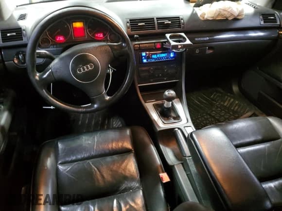 ✅ 2004 Audi A4 1.8T • VIN: WAUJC68E94A143878 • Лот: 88425685. Опубликован ранее на Copart с пробегом 71 338 миль. Бесплатный доступ к архиву аукционных продаж из США и подробный отчёт об истории автомобиля на DreamBid. Изображение 8.