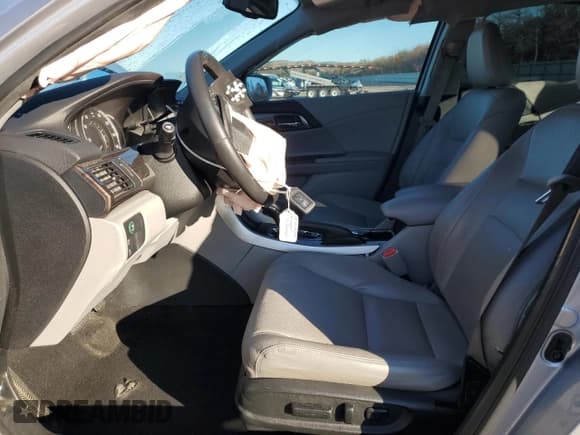 ✅ 2016 Honda Accord EX-L • VIN: 1HGCR3F04GA027803 • Лот: 89811895. Опубликован ранее на Copart с пробегом 50 047 миль. Бесплатный доступ к архиву аукционных продаж из США и подробный отчёт об истории автомобиля на DreamBid. Изображение 7.