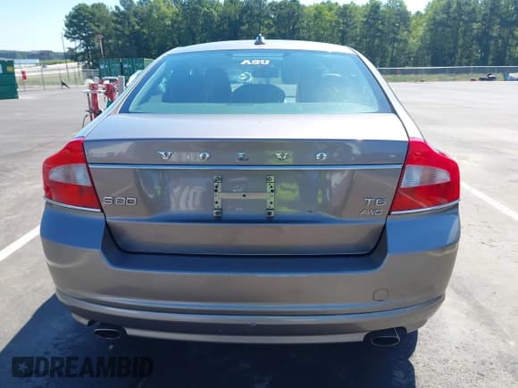 ✅ 2012 Volvo S80 3.0L • VIN: YV1902AH1C1163384 • Lot: 43112586. Listed on IAAI with 149,251 mi. Free auction sales archive from the USA and detailed vehicle history report at DreamBid. Image 16.