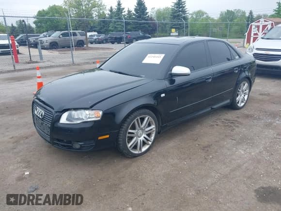 ✅ 2007 Audi S4 • VIN: WAUGL78E37A031615 • Lot: 42246441. Listed on IAAI with 127,441 mi. Free auction sales archive from the USA and detailed vehicle history report at DreamBid. Image 18.