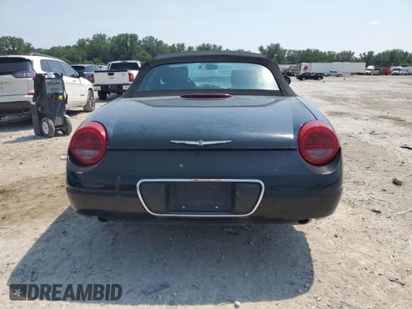 ✅ 2005 Ford Thunderbird Deluxe • VIN: 1FAHP60A15Y106451 • Lot: 68148695. Listed on Copart with Not provided. Free auction sales archive from the USA and detailed vehicle history report at DreamBid. Image 6.