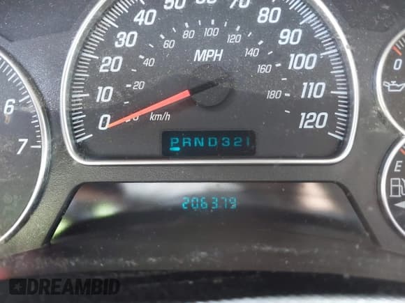 ✅ 2005 GMC Envoy SLE • VIN: 1GKDT13SX52103647 • Lot: 42529010. Listed on IAAI with 206,379 mi. Free auction sales archive from the USA and detailed vehicle history report at DreamBid. Image 7.