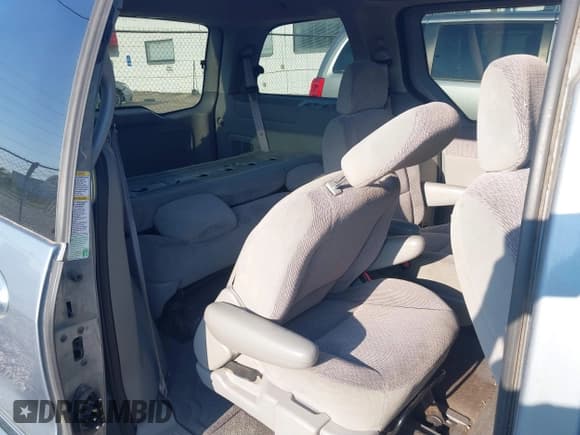 ✅ 2000 Ford Windstar SE • VIN: 2FMZA5242YBA28034 • Lot: 42679411. Listed on IAAI with 161,817 mi. Free auction sales archive from the USA and detailed vehicle history report at DreamBid. Image 8.