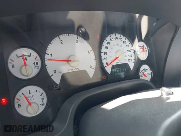 2006 Dodge 3500 SLT z VIN 3D7LX38C46G119611, wystawiony jako IAAI lot #42934402 z przebiegiem 369 688 mil mil oraz . Historia ofert i sprzedaży dostępna na DreamBid. Obrazek 7.