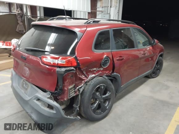 ✅ 2016 Jeep Cherokee Limited • VIN: 1C4PJMDS6GW322647 • Lot: 43668075. Wystawiony na IAAI z przebiegiem 113 081 mil. Bezpłatny archiwum sprzedaży aukcyjnych z USA i szczegółowy raport historii pojazdu na DreamBid. Zdjęcie 4.