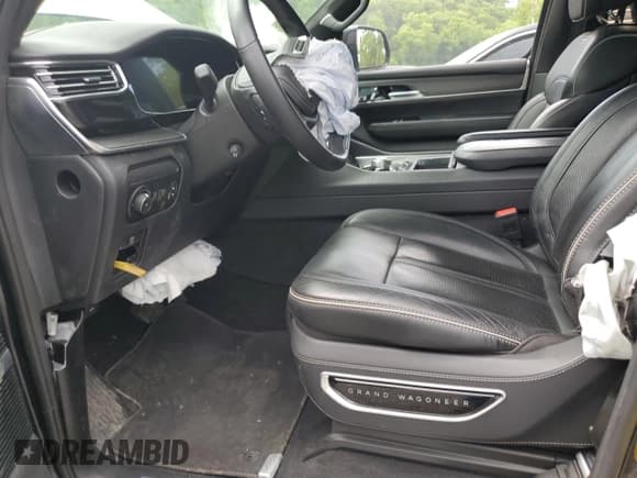 ✅ 2023 Jeep Grand Wagoneer Series II • VIN: 1C4SJVFP8PS546017 • Лот: 59191455. Опубликован ранее на Copart с пробегом Не указан. Бесплатный доступ к архиву аукционных продаж из США и подробный отчёт об истории автомобиля на DreamBid. Изображение 7.