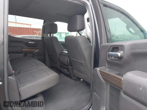✅ 2021 Chevrolet Silverado 1500 RST • VIN: 3GCPWDED2MG478602 • Lot: 42494393. Wystawiony na IAAI z przebiegiem 84 525 mil. Bezpłatny archiwum sprzedaży aukcyjnych z USA i szczegółowy raport historii pojazdu na DreamBid. Zdjęcie 8.