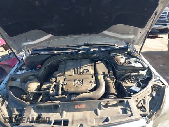 ✅ 2013 Mercedes-Benz C 250 Sport • VIN: WDDGF4HB1DA859999 • Lot: 43652859. Listed on IAAI with 161,584 mi. Free auction sales archive from the USA and detailed vehicle history report at DreamBid. Image 10.