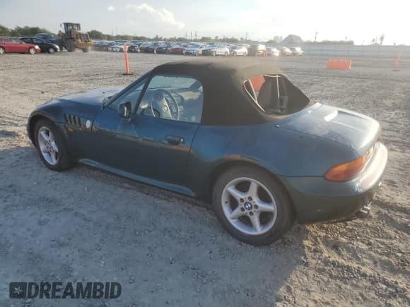 ✅ 1999 BMW Z3 2.8 • VIN: 4USCH3337XLF40271 • Lot: 87096975. Listed on Copart with Not provided. Free auction sales archive from the USA and detailed vehicle history report at DreamBid. Image 2.