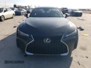 ✅ 2022 Lexus IS 300 • VIN: JTHDA1D20N5118493 • Lot: 60134675. Wystawiony na Copart z przebiegiem 91 694 mil. Bezpłatny archiwum sprzedaży aukcyjnych z USA i szczegółowy raport historii pojazdu na DreamBid. Zdjęcie 5.