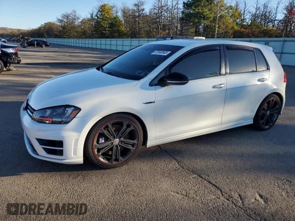 ✅ 2017 Volkswagen Golf R • VIN: WVWVF7AU7HW094921 • Лот: 87040845. Опубликован ранее на Copart с пробегом 77 476 миль. Бесплатный доступ к архиву аукционных продаж из США и подробный отчёт об истории автомобиля на DreamBid. Изображение 1.