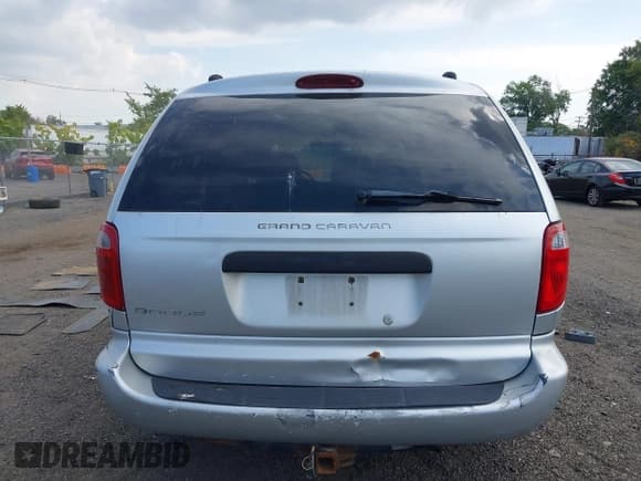 ✅ 2005 Dodge Caravan SE • VIN: 1D4GP24R45B149623 • Lot: 43221955. Listed on IAAI with 180,289 mi. Free auction sales archive from the USA and detailed vehicle history report at DreamBid. Image 16.