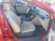 2017 Hyundai Sonata 2.4L с VIN 5NPE24AF8HH465134, выставлен на аукционе IAAI как лот 43598344 с пробегом Не указан миль и . История ставок и продаж доступна на DreamBid. Изображение 5.