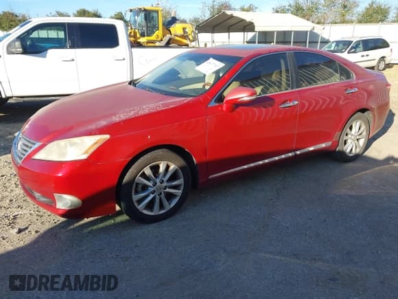 ✅ 2010 Lexus ES 330 • VIN: JTHBK1EG9A2389269 • Lot: 43677747. Listed on IAAI with 203,472 mi. Free auction sales archive from the USA and detailed vehicle history report at DreamBid. Image 2.