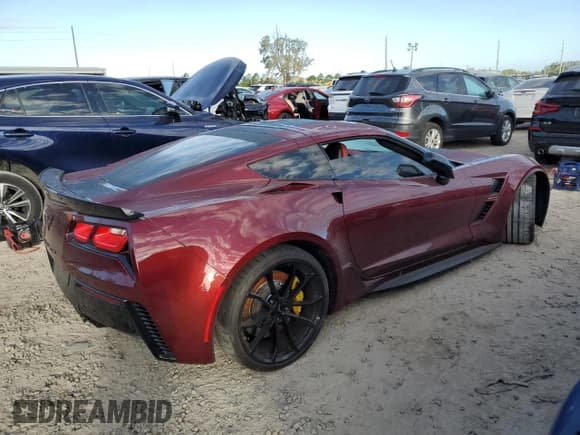 ✅ 2019 Chevrolet Corvette Grand Sport 3LT • VIN: 1G1YZ2D71K5117788 • Lot: 76973344. Wystawiony na Copart z przebiegiem 28 235 mil. Bezpłatny archiwum sprzedaży aukcyjnych z USA i szczegółowy raport historii pojazdu na DreamBid. Zdjęcie 3.