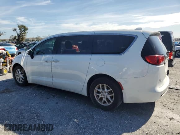 ✅ 2018 Chrysler Pacifica Touring • VIN: 2C4RC1DG7JR129968 • Лот: 70912705. Опубликован ранее на Copart с пробегом 74 760 миль. Бесплатный доступ к архиву аукционных продаж из США и подробный отчёт об истории автомобиля на DreamBid. Изображение 2.