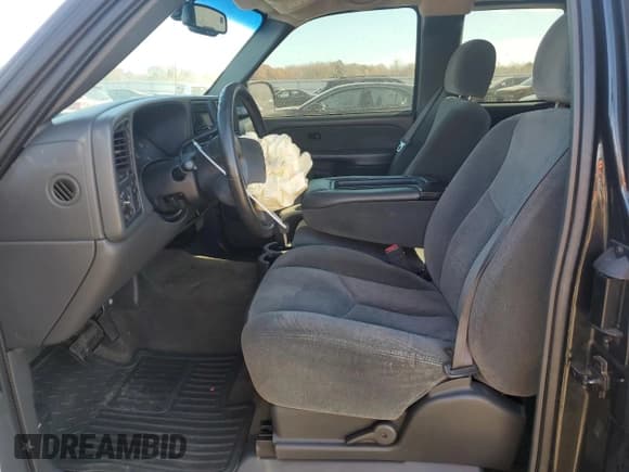 ✅ 2003 Chevrolet Silverado 1500 LS • VIN: 1GCEK19T53E349696 • Лот: 79434154. Опубликован ранее на Copart с пробегом 225 034 миль. Бесплатный доступ к архиву аукционных продаж из США и подробный отчёт об истории автомобиля на DreamBid. Изображение 7.