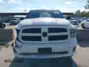 2013 Ram 1500 Express z VIN 3C6JR6ATXDG508202, wystawiony jako IAAI lot #43296958 z przebiegiem 145 380 mil mil oraz . Historia ofert i sprzedaży dostępna na DreamBid. Obrazek 13.