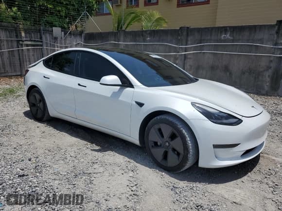 ✅ 2021 Tesla Model 3 Long Range • VIN: 5YJ3E1EB2MF054518 • Lot: 58994065. Wystawiony na Copart z przebiegiem 50 400 mil. Bezpłatny archiwum sprzedaży aukcyjnych z USA i szczegółowy raport historii pojazdu na DreamBid. Zdjęcie 4.