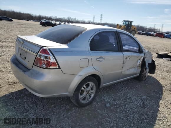 ✅ 2011 Chevrolet Aveo 1LT • VIN: KL1TD5DE2BB239083 • Lot: 46531065. Wystawiony na Copart z przebiegiem 171 608 mil. Bezpłatny archiwum sprzedaży aukcyjnych z USA i szczegółowy raport historii pojazdu na DreamBid. Zdjęcie 3.