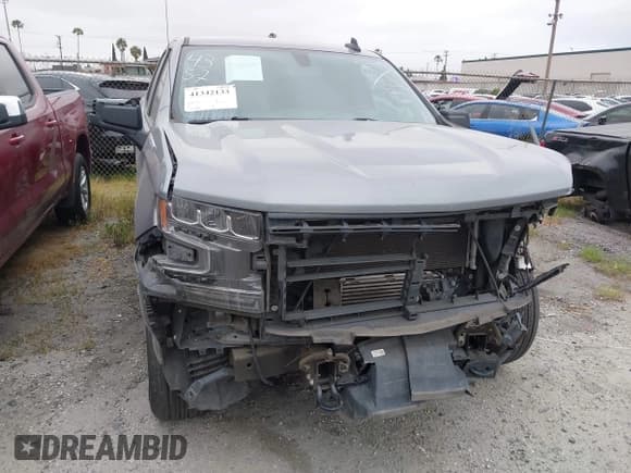 ✅ 2019 Chevrolet Silverado 1500 LT • VIN: 3GCPYDEK1KG242867 • Lot: 41342133. Wystawiony na IAAI z przebiegiem 119 442 mil. Bezpłatny archiwum sprzedaży aukcyjnych z USA i szczegółowy raport historii pojazdu na DreamBid. Zdjęcie 13.