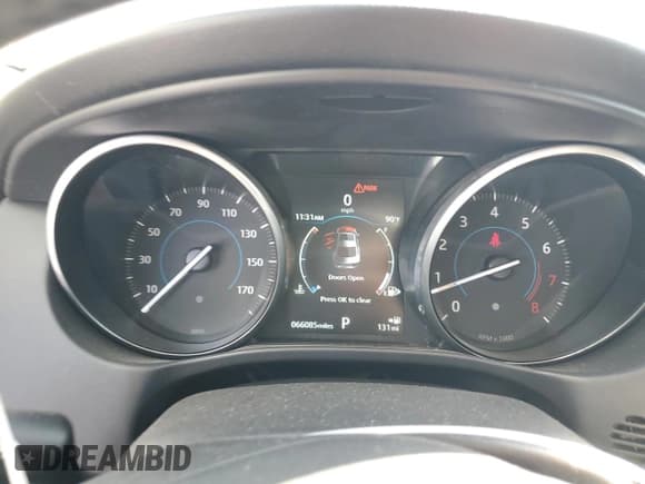 ✅ 2018 Jaguar XE 25t • VIN: SAJAS4FX5JCP19501 • Лот: 80640795. Опубликован ранее на Copart с пробегом 66 085 миль. Бесплатный доступ к архиву аукционных продаж из США и подробный отчёт об истории автомобиля на DreamBid. Изображение 9.