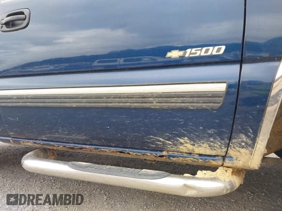 ✅ 2000 Chevrolet Silverado 1500 • VIN: 1GCEK14V1YZ151724 • Lot: 43232495. Listed on IAAI with 255,759 mi. Free auction sales archive from the USA and detailed vehicle history report at DreamBid. Image 14.