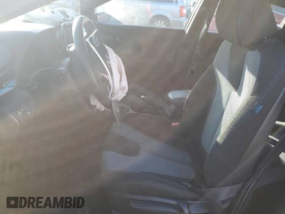 2019 Hyundai Veloster Premium z VIN KMHTG6AF2KU008302, wystawiony jako Copart lot #82192434 z przebiegiem 81 950 mil mil oraz Szkoda całkowita • Salvage title. Historia ofert i sprzedaży dostępna na DreamBid. Obrazek 7.