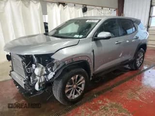 ✅ 2025 Chevrolet Equinox FWD LT • VIN: 3GNAXHEG2SL227000 • Lot: 61076925. Wystawiony na Copart z przebiegiem 5 300 mil. Bezpłatny archiwum sprzedaży aukcyjnych z USA i szczegółowy raport historii pojazdu na DreamBid. Zdjęcie 1.