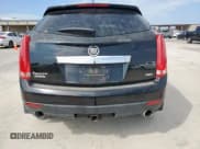 ✅ 2015 Cadillac SRX • VIN: 3GYFNAE33FS623242 • Lot: 70728425. Wystawiony na Copart z przebiegiem 121 701 mil. Bezpłatny archiwum sprzedaży aukcyjnych z USA i szczegółowy raport historii pojazdu na DreamBid. Zdjęcie 6.