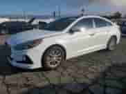 2019 Hyundai Sonata SE с VIN 5NPE24AF7KH765707, выставлен на аукционе Copart как лот 86510245 с пробегом 89 185 миль миль и Списание • Salvage title. История ставок и продаж доступна на DreamBid. Изображение 1.