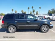 ✅ 2007 Chrysler Aspen Limited • VIN: 1A8HW58N17F528872 • Lot: 43386181. Wystawiony na IAAI z przebiegiem 195 058 mil. Bezpłatny archiwum sprzedaży aukcyjnych z USA i szczegółowy raport historii pojazdu na DreamBid. Zdjęcie 13.