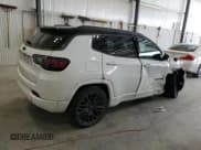 ✅ 2022 Jeep Compass Limited • VIN: 3C4NJDCB3NT189499 • Лот: 71844645. Опубликован ранее на Copart с пробегом 97 771 миль. Бесплатный доступ к архиву аукционных продаж из США и подробный отчёт об истории автомобиля на DreamBid. Изображение 3.