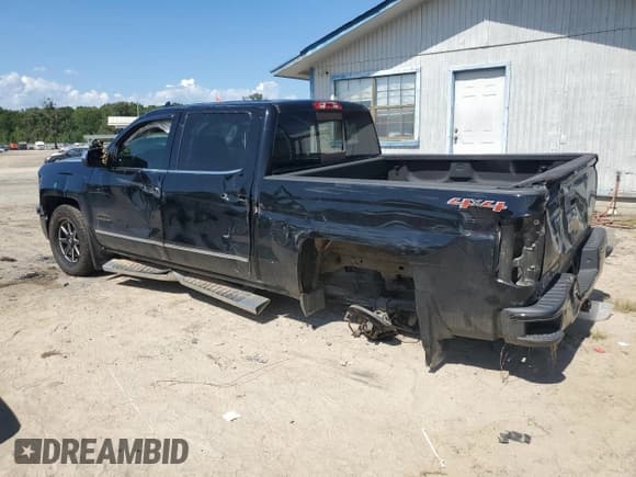 ✅ 2015 Chevrolet Silverado 1500 High Country • VIN: 3GCUKTEC8FG168179 • Лот: 67701454. Опубликован ранее на Copart с пробегом 133 562 миль. Бесплатный доступ к архиву аукционных продаж из США и подробный отчёт об истории автомобиля на DreamBid. Изображение 2.