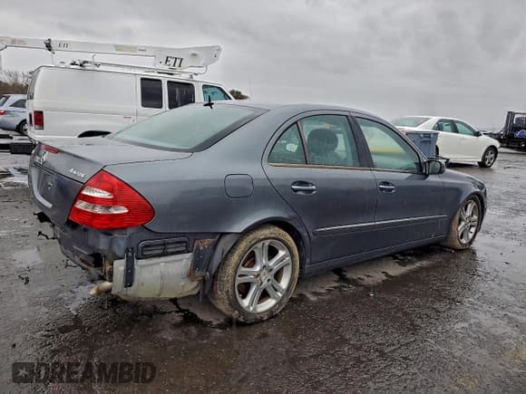 ✅ 2006 Mercedes-Benz E 350 • VIN: WDBUF87J16X193710 • Лот: 94619615. Опубликован ранее на Copart с пробегом Не указан. Бесплатный доступ к архиву аукционных продаж из США и подробный отчёт об истории автомобиля на DreamBid. Изображение 3.
