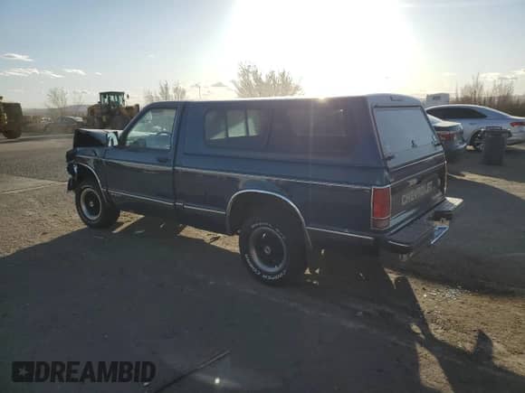 1991 Chevrolet S-10 с VIN 1GCCS14E2M8171195, выставлен на аукционе Copart как лот 47487625 с пробегом 16 184 миль миль и Списание • Salvage title. История ставок и продаж доступна на DreamBid. Изображение 2.