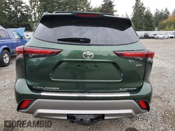 ✅ 2025 Toyota Highlander Hybrid Platinum • VIN: 5TDEBRCHXSS669947 • Lot: 82393135. Wystawiony na Copart z przebiegiem 6 995 mil. Bezpłatny archiwum sprzedaży aukcyjnych z USA i szczegółowy raport historii pojazdu na DreamBid. Zdjęcie 6.