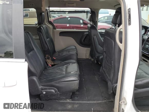 ✅ 2014 Chrysler Town & Country Touring • VIN: 2C4RC1BG4ER358911 • Lot: 92817035. Wystawiony na Copart z przebiegiem 163 967 mil. Bezpłatny archiwum sprzedaży aukcyjnych z USA i szczegółowy raport historii pojazdu na DreamBid. Zdjęcie 11.