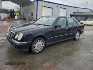 ✅ 1999 Mercedes-Benz E 320 • VIN: WDBJF65H3XA891084 • Лот: 95907385. Опубликован ранее на Copart с пробегом 230 933 миль. Бесплатный доступ к архиву аукционных продаж из США и подробный отчёт об истории автомобиля на DreamBid. Изображение 1.