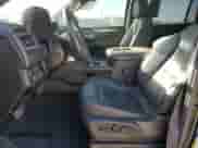 ✅ 2021 Chevrolet Suburban RST • VIN: 1GNSCEKD5MR256317 • Lot: 46294685. Wystawiony na Copart z przebiegiem 72 688 mil. Bezpłatny archiwum sprzedaży aukcyjnych z USA i szczegółowy raport historii pojazdu na DreamBid. Zdjęcie 7.