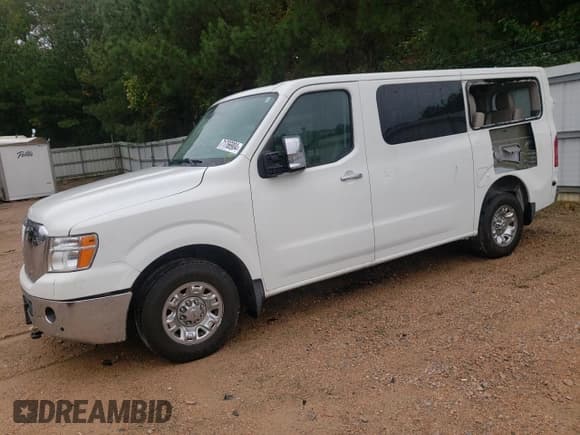 ✅ 2016 Nissan NV SL • VIN: 5BZAF0AA2GN851630 • Lot: 71766904. Listed on Copart with 76,691 mi. Free auction sales archive from the USA and detailed vehicle history report at DreamBid. Image 1.
