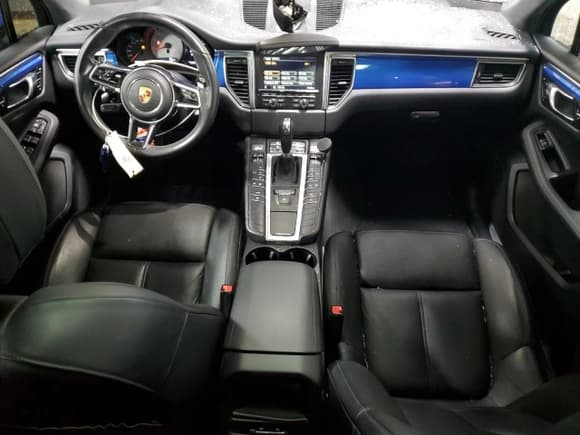 ✅ 2015 Porsche Macan S • VIN: WP1AB2A52FLB66157 • Lot: 91896965. Listed on Copart with 117,042 mi. Free auction sales archive from the USA and detailed vehicle history report at DreamBid. Image 8.